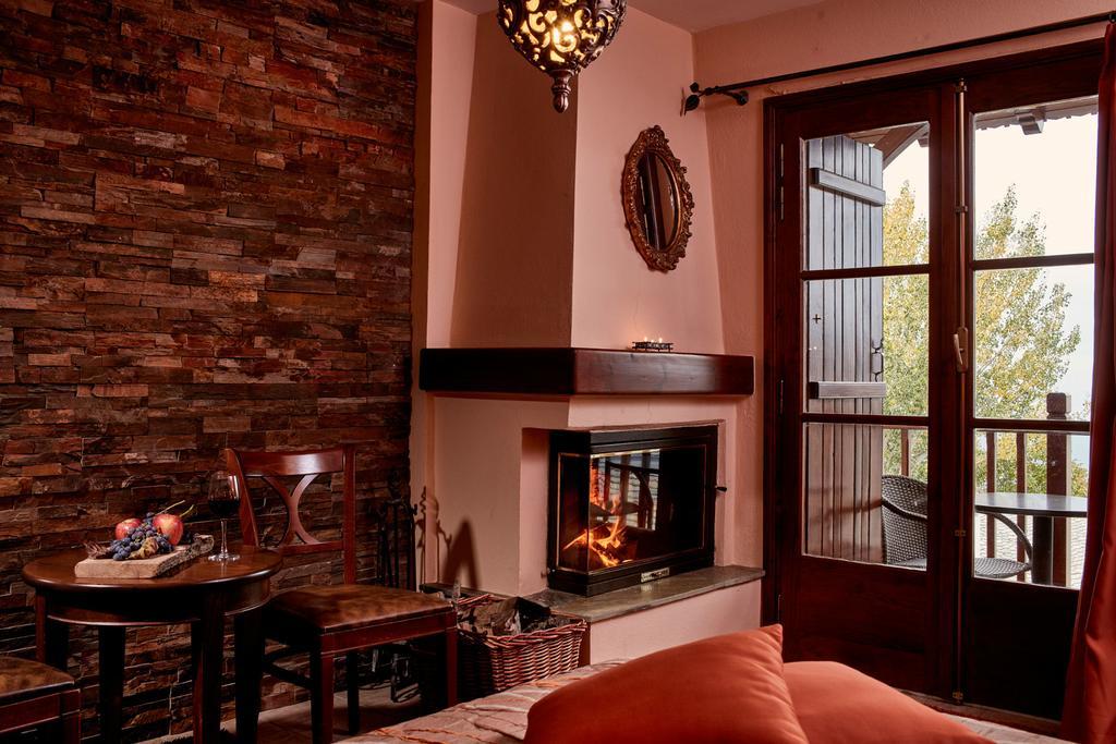 Hotel Dryades And Spa Agios Lavrentios Εξωτερικό φωτογραφία